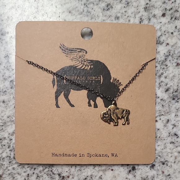 Buffalo Girls Jewelry - Buffalo Pendant Necklace NWT